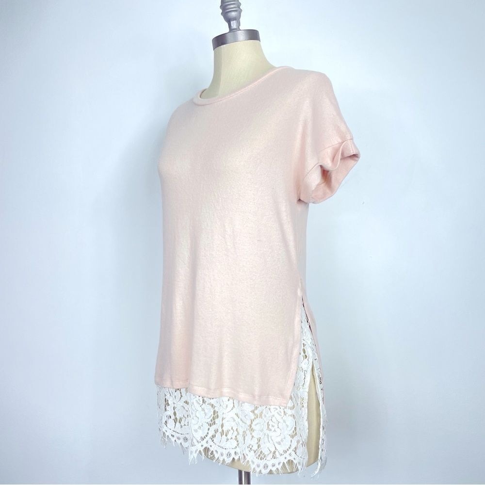 Bobeou | cream, off white lace blouse Small